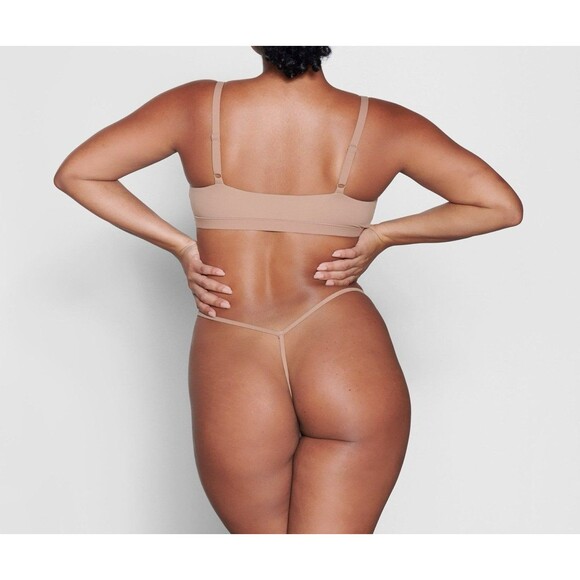 Skims NWT Camel Fits Everybody T-String Thong - Size 3x - Picture 2 of 4